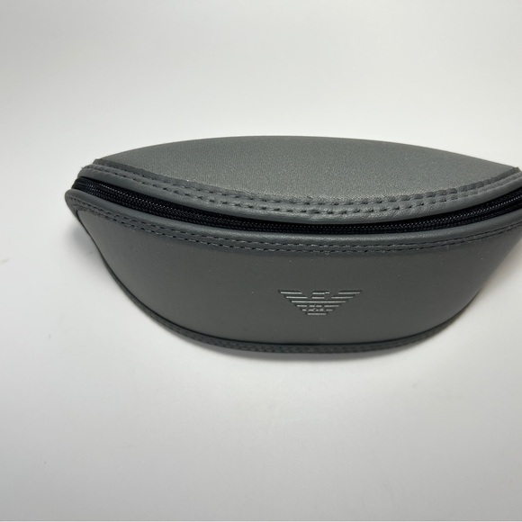 Armani glasses/sunglasses case with cleaning cloth grey - Picture 3 of 7